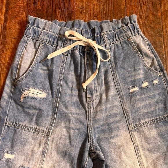 Risen NEW 3/26 High Waisted Draw String Distressed Paper Bag Blue Jeans - Picture 4 of 9